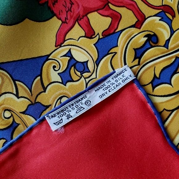 π¨π΅ Hermes silk scarf  authentic 90X90 cm red and gold π¨π΅ - Picture 4 of 7